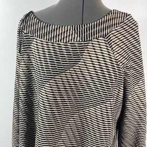 Dana Buchman Top Women Size XXL Black & Grayish Tan Pullover Back Zipper